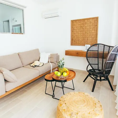 La Maltese Luxury Oia (Santorini)