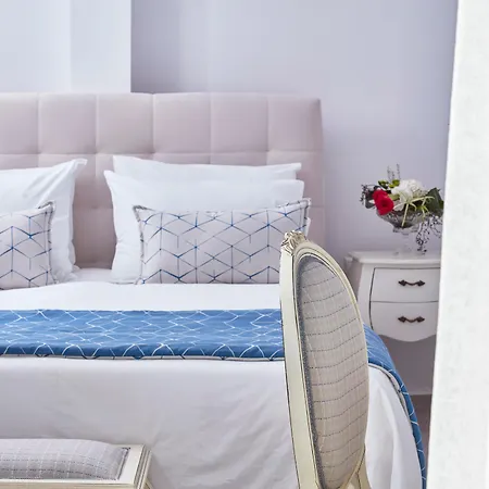 La Maltese Luxury *