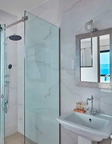 La Maltese Luxury Villa Oia