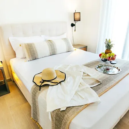 La Maltese Luxury *