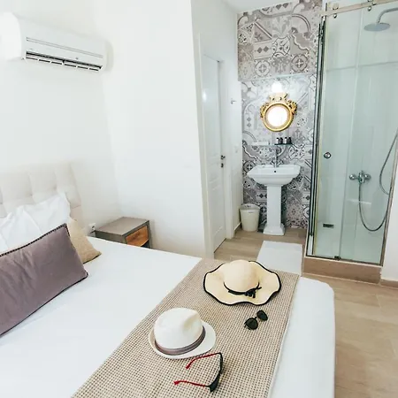 La Maltese Luxury